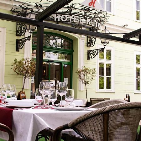 Hotel Kutko Панчево Экстерьер фото