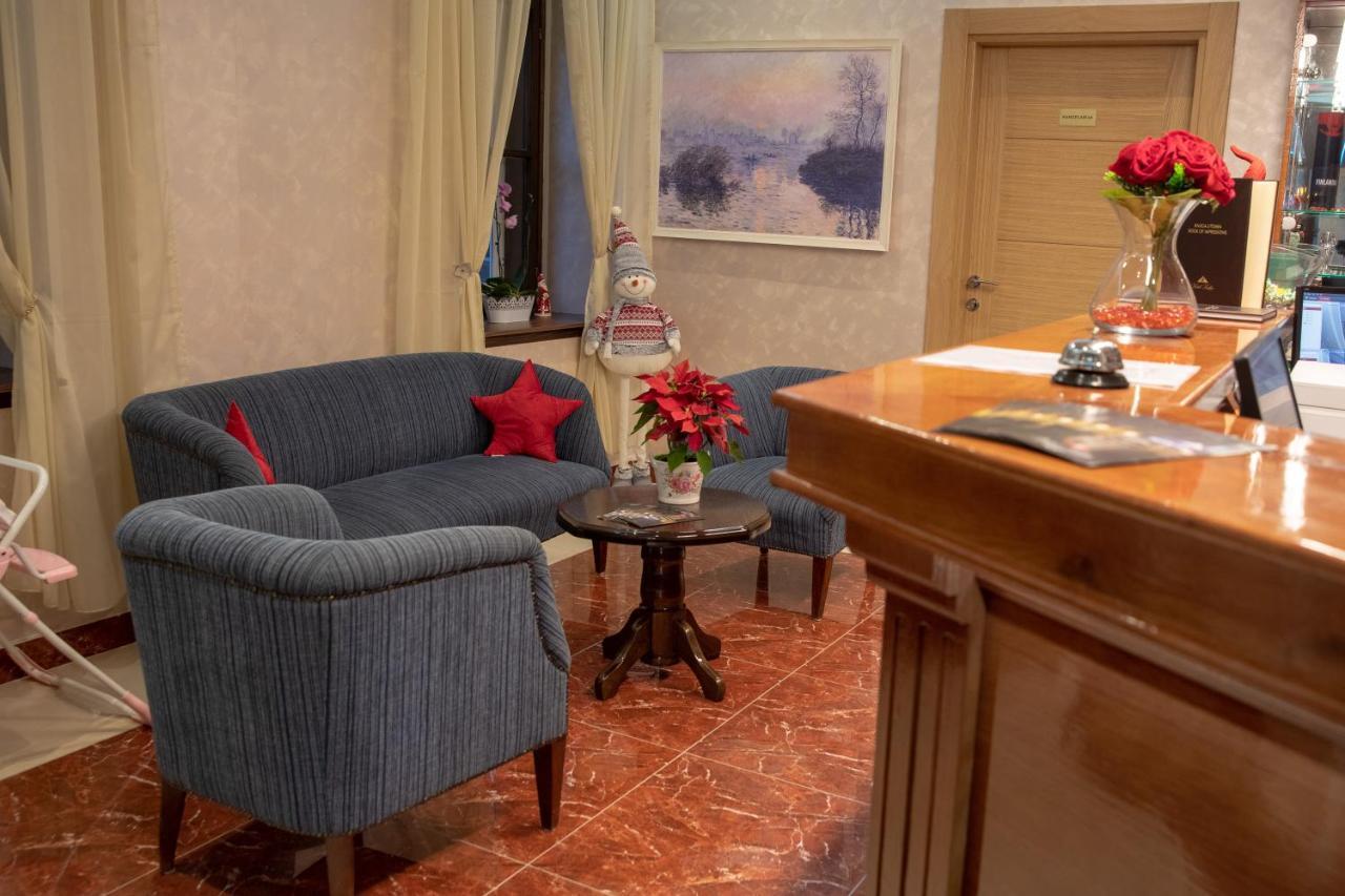 Hotel Kutko Панчево Экстерьер фото