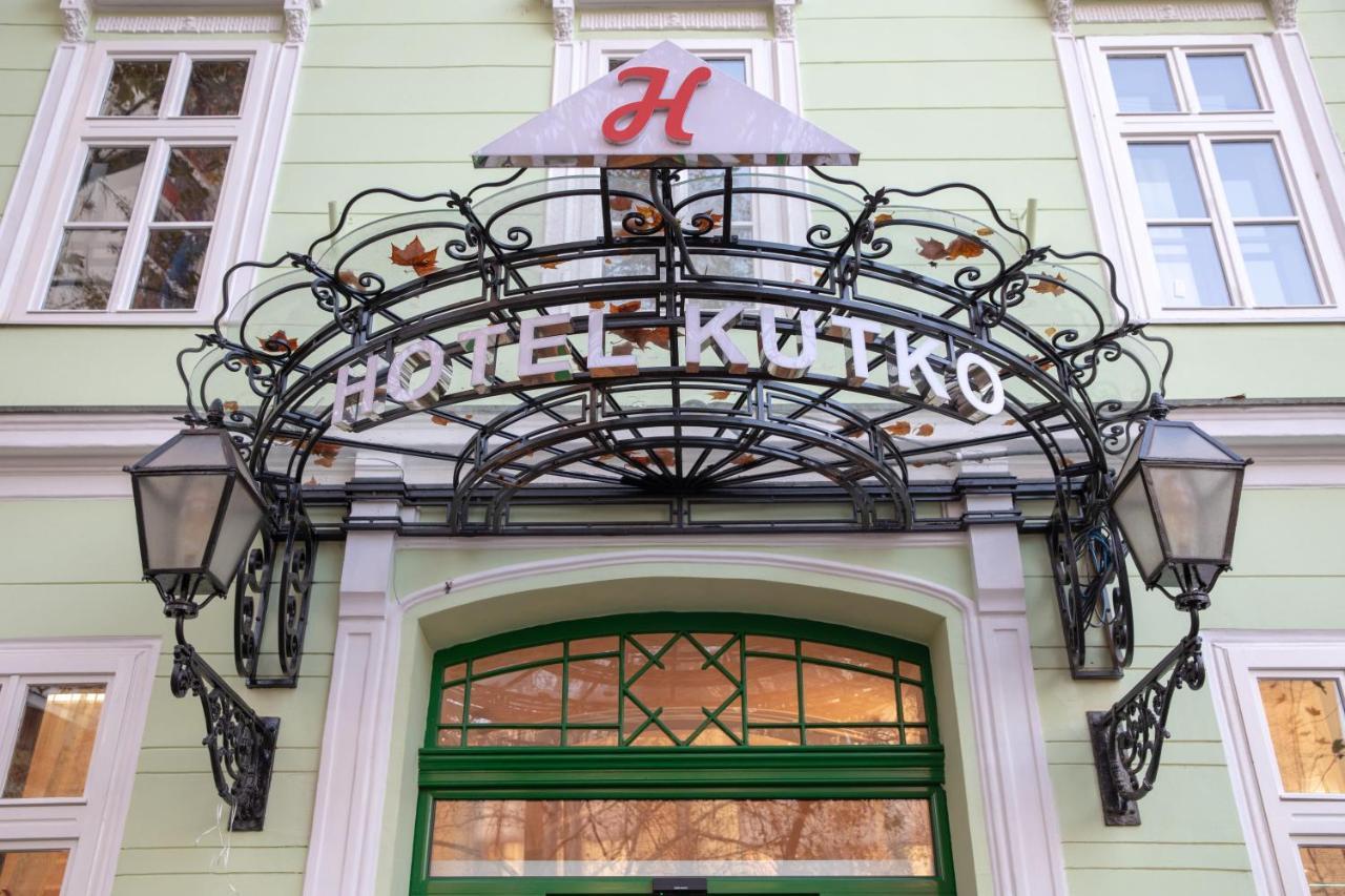 Hotel Kutko Панчево Экстерьер фото