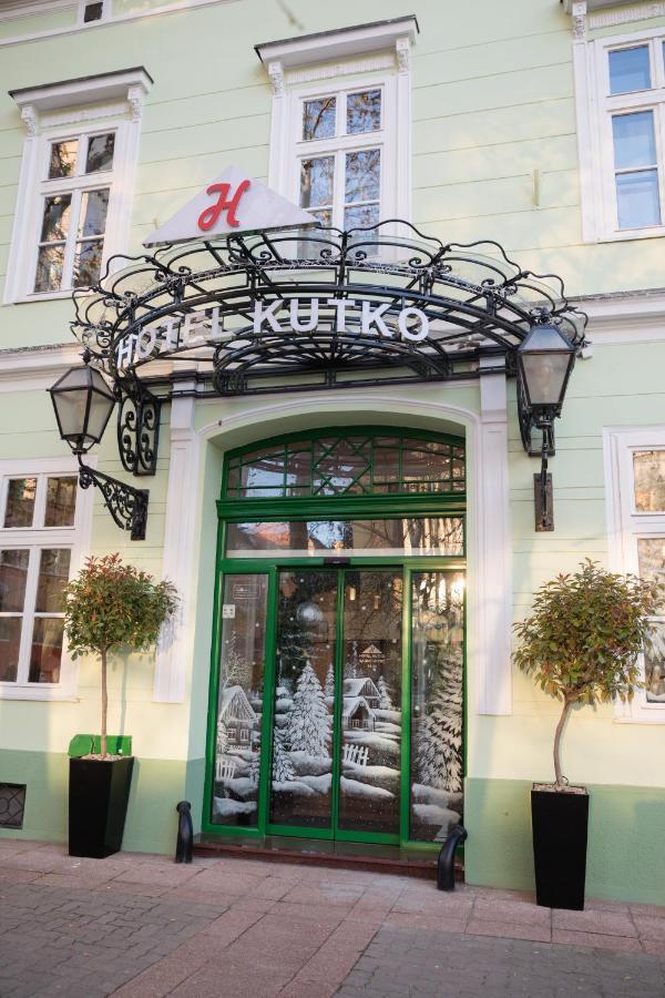 Hotel Kutko Панчево Экстерьер фото